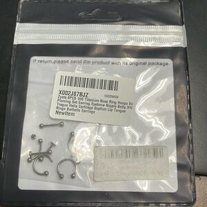 Earring set never opened